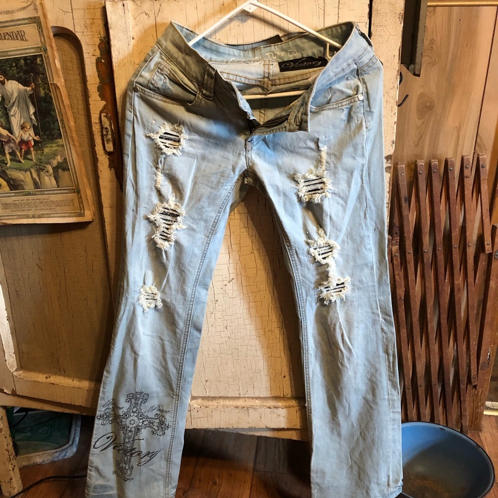 Cowgirl Tuff Victory jeans